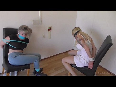 ❤️ Závislá / svázaná a s roubíkem / dáma v nesnázích ❤️❌ Sex video u cs.sexindrag.ru ️❤